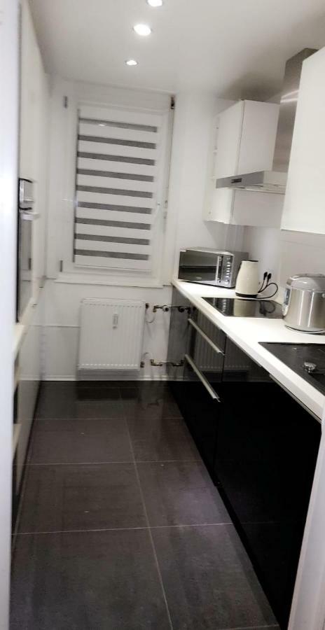 Sehr Schoene Drei Zimmer Deluex Wohnung In Sindelfingen Eksteriør billede