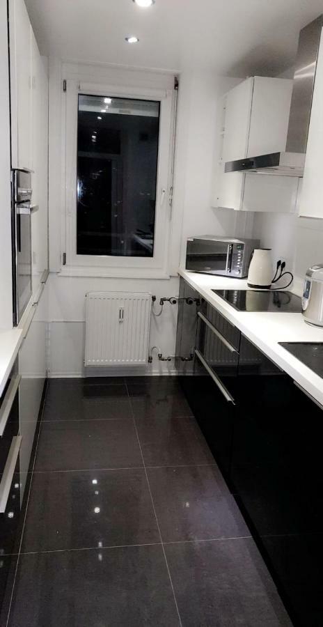 Sehr Schoene Drei Zimmer Deluex Wohnung In Sindelfingen Eksteriør billede